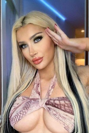 Escort girl Зарина