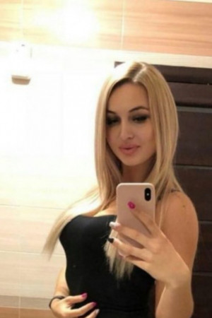 Escort girl Милана
